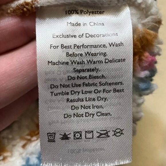 Eddie Bauer Womens Multicolor Aztec Pattern 1/4 Zip Pullover Sweater Size Medium - Picture 4 of 5